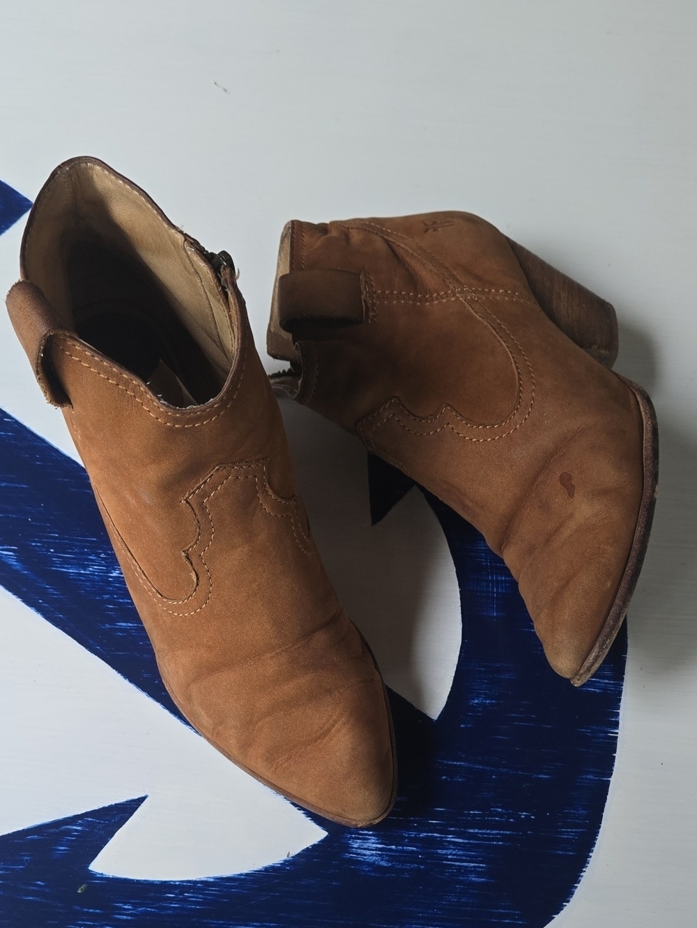 Frye Reina Nubuck Leather Ankle Boot Cognac Brown Size 6.5